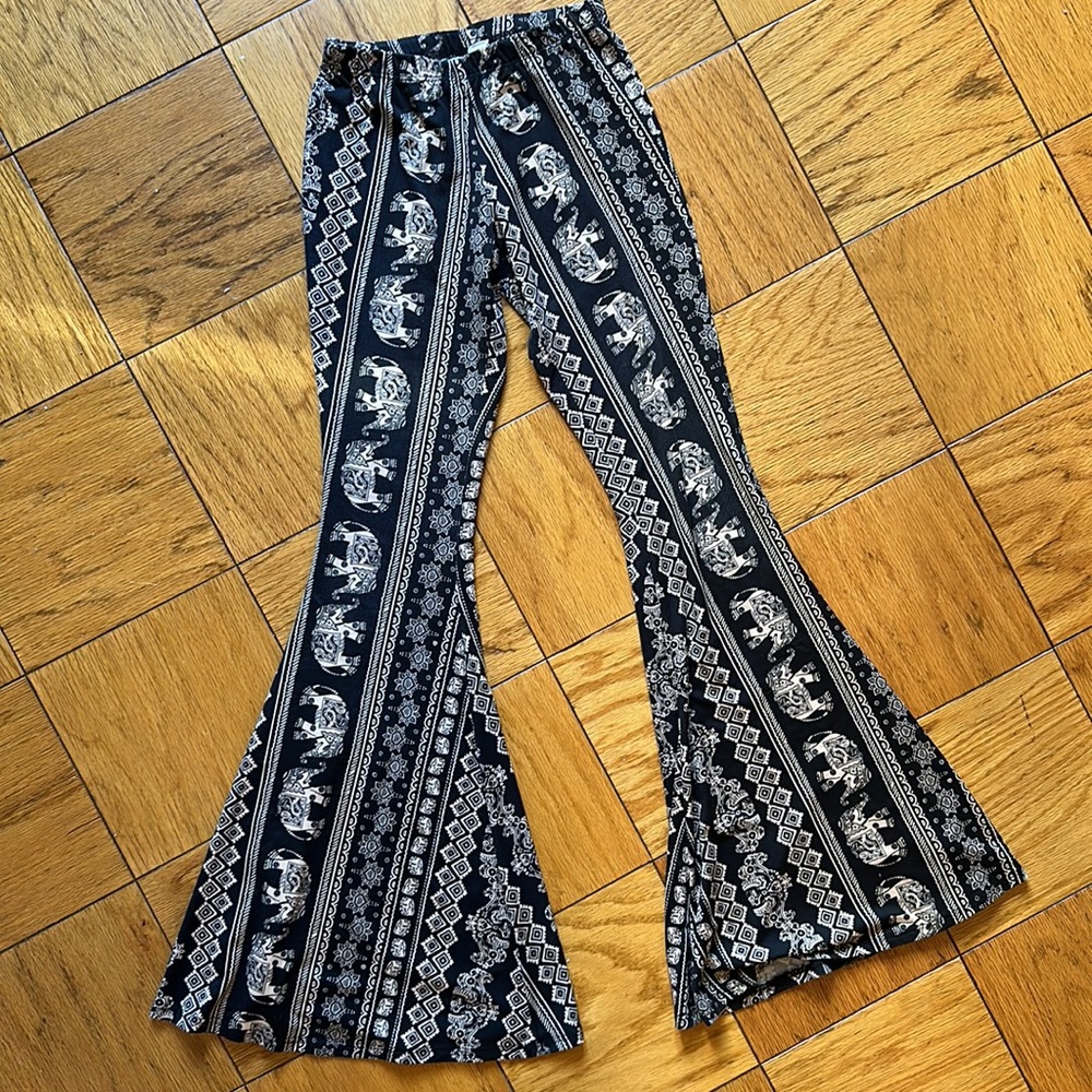 Promesa flare stretchy elephant pants